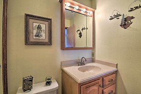 Cozy Angel Fire Condo < Half Mi to Resort!