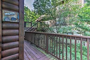 Pigeon Forge Resort Studio Cabin on Dollywood Ln!