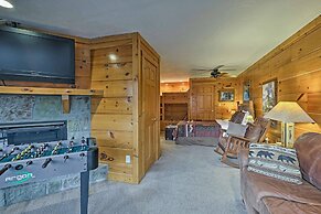 Pigeon Forge Resort Studio Cabin on Dollywood Ln!