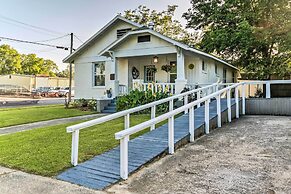 Remodeled Dtwn Hot Springs Home w/ Porch!