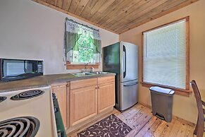 Pet-friendly Cottage w/ Fire Pit - 3 Mi to Siu!