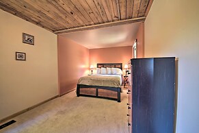 Pet-friendly Cottage w/ Fire Pit - 3 Mi to Siu!