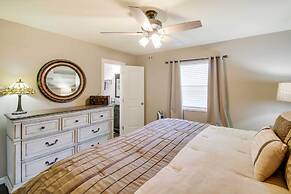 Lakefront Haven Near Oaklawn & Casino Resort!