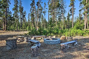 Snow Pine Retreat - Remote Crescent Log Cabin!