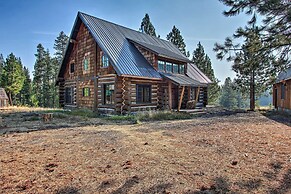 Snow Pine Retreat - Remote Crescent Log Cabin!