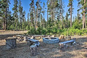 Snow Pine Retreat - Remote Crescent Log Cabin!