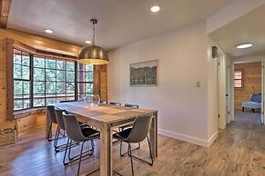 Deck, Games & Fire Pit: Modern Pine Cabin!