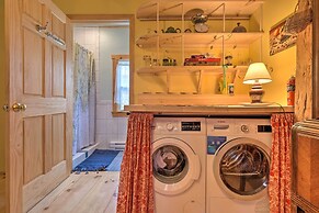 Cozy 1930s-style Waterfront Maine Cabin w/ Dock!