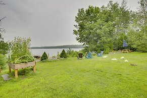 Cozy 1930s-style Waterfront Maine Cabin w/ Dock!