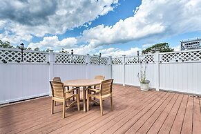 Sun-soaked Coastal Cottage w/ Deck + Walk to Beach