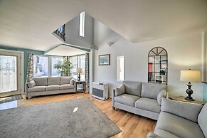 Sun-soaked Coastal Cottage w/ Deck + Walk to Beach