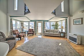 Sun-soaked Coastal Cottage w/ Deck + Walk to Beach