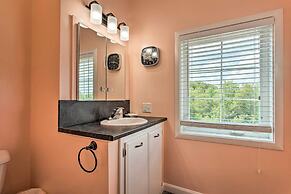 Sun-soaked Coastal Cottage w/ Deck + Walk to Beach