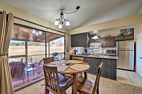 Condo on Golf Course: 2 Mi to Grindstone Lake!