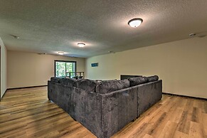 Modern Nisswa Escape w/ Deck: Walk to Gull Lake!