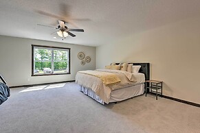 Modern Nisswa Escape w/ Deck: Walk to Gull Lake!