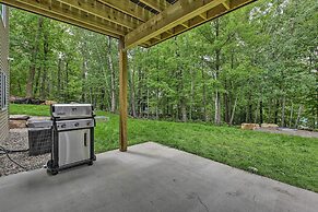 Modern Nisswa Escape w/ Deck: Walk to Gull Lake!