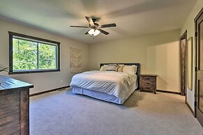 Modern Nisswa Escape w/ Deck: Walk to Gull Lake!