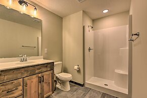 Modern Nisswa Escape w/ Deck: Walk to Gull Lake!