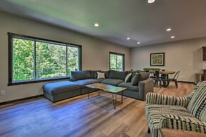 Modern Nisswa Escape w/ Deck: Walk to Gull Lake!