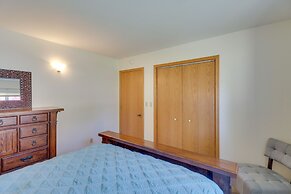 Bigfork Village Retreat - 1 Mi to Flathead Lake!