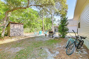 Modern Oak Island Escape: 1 Mile to Long Beach!