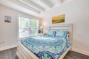 Modern Oak Island Escape: 1 Mile to Long Beach!