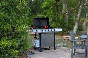 Modern Oak Island Escape: 1 Mile to Long Beach!