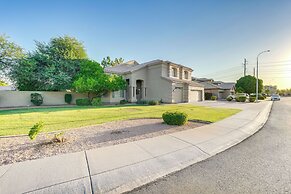 Heated Pool & Fire Pit: Family Home in Chandler