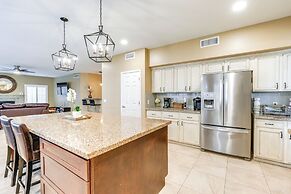 Heated Pool & Fire Pit: Family Home in Chandler