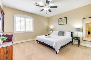 Heated Pool & Fire Pit: Family Home in Chandler