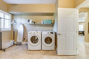 Heated Pool & Fire Pit: Family Home in Chandler