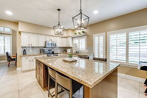 Heated Pool & Fire Pit: Family Home in Chandler