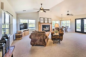 Fireplace, Deck & Grill: Show Low Haven