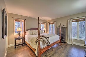 Luxe Beech Mtn Cabin w/ Hot Tub: 2 Mi to Skiing!