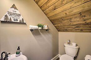 Luxe Beech Mtn Cabin w/ Hot Tub: 2 Mi to Skiing!