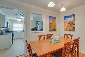 Oak Ridge Retreat w/ Porch < 1 Mi to Downtown