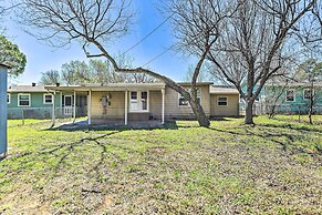 1 Mi to At&t Stadium: Downtown Arlington Home