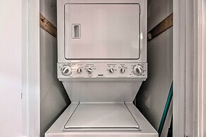 Updated Ruidoso Mountain Escape w/ Deck & Balcony!