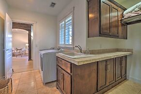 Luxe Getaway w/ Riverfront Views in Grants Pass!