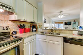 Walk to Beach: Hilton Head Island Tennis Retreat!