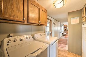 Cadiz Retreat w/ Grill - Walk to Lake Barkley