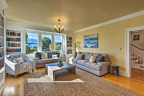 Waterfront Port Angeles Home w/ Harbor Views