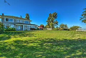 Waterfront Port Angeles Home w/ Harbor Views