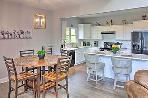 Family Home w/ Views ~ 5 Mi to Downtown Asheville!