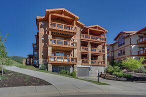 Mountain-view Condo ~ 9 Mi to Park City Skiing