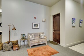 Mountain-view Condo ~ 9 Mi to Park City Skiing