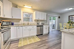 Charming Southern Pines Abode - Walk to Dtwn!