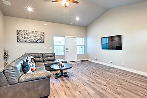 Flagstaff Getaway w/ Yard: 4 Mi to Downtown!