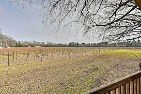 Blue Jay Cottage' - Pittsburg Studio on Winery!